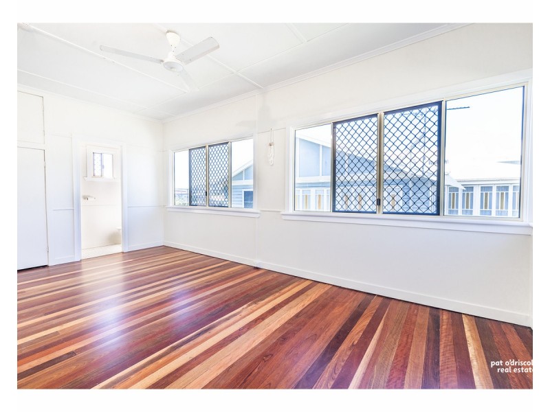 44 Glencoe Street, The Range QLD 4700