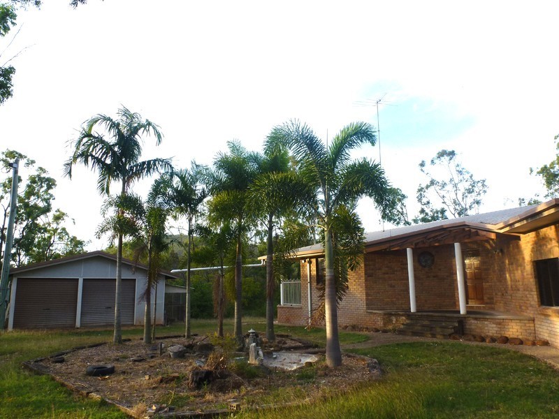 321 Boundary Road, Parkhurst QLD 4702