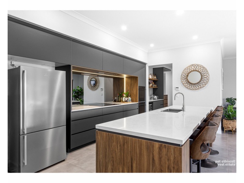 21A Riverside Drive, Parkhurst QLD 4702
