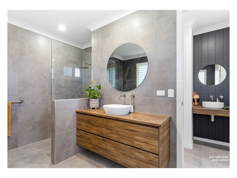 21A Riverside Drive, Parkhurst QLD 4702