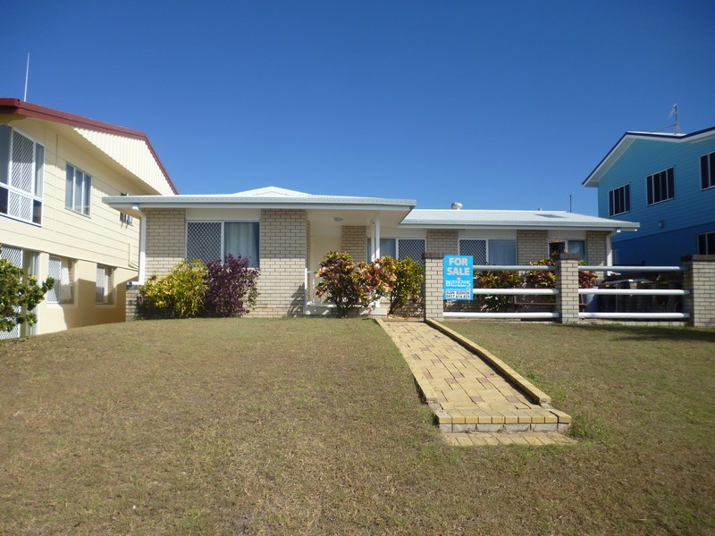 120 Schofield Parade, Keppel Sands QLD 4702
