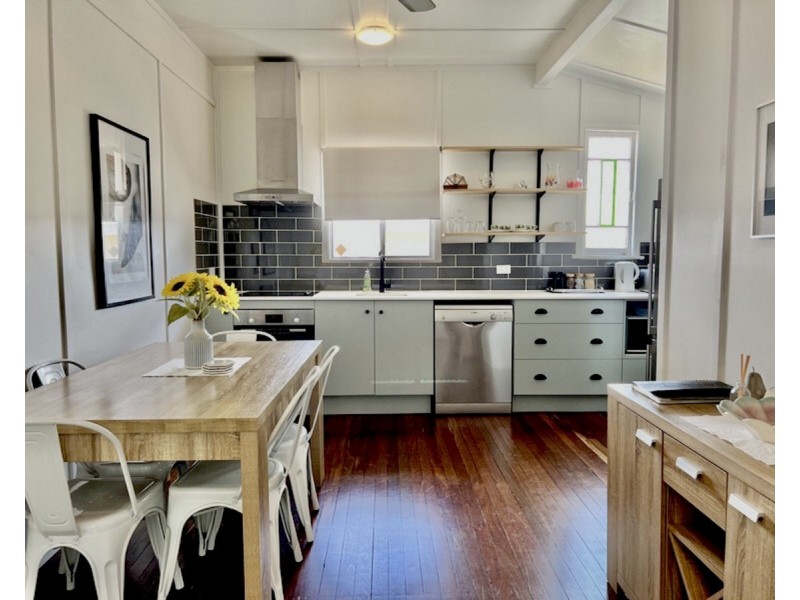 121 Stanley Street, Allenstown QLD 4700