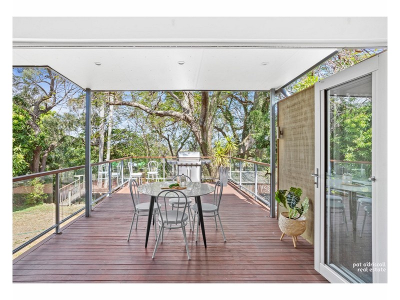 77 Brecknell Street, The Range QLD 4700