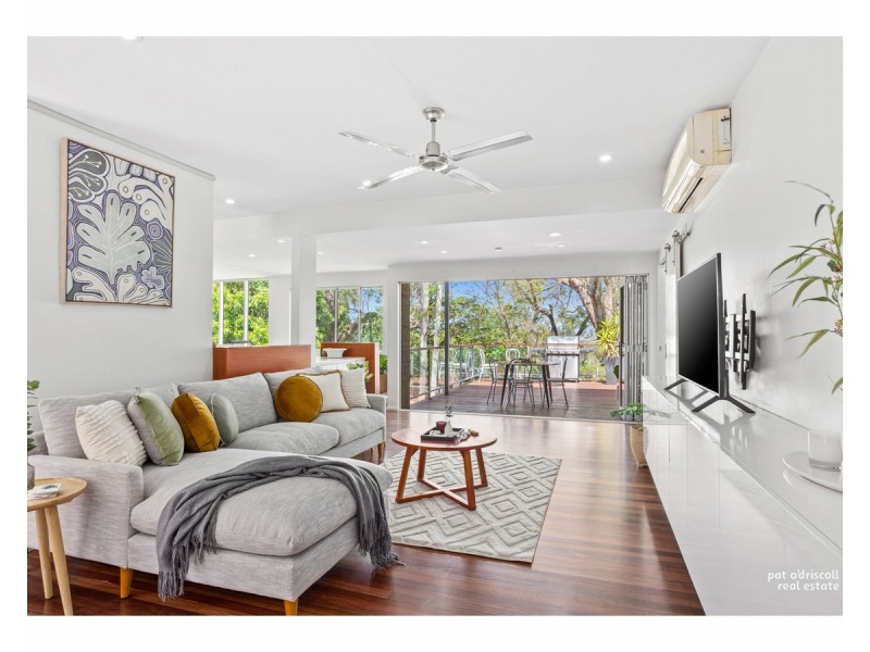77 Brecknell Street, The Range QLD 4700