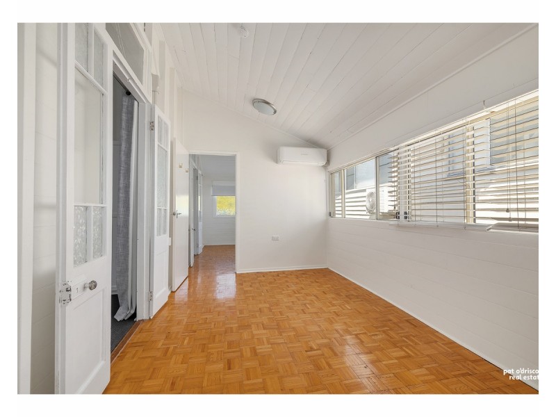 4 Corberry Street, The Range QLD 4700
