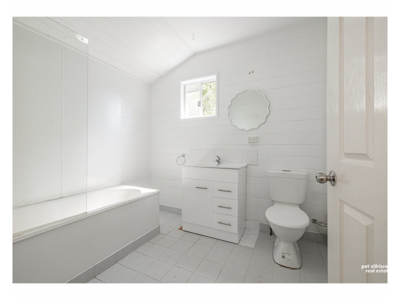 4 Corberry Street, The Range QLD 4700