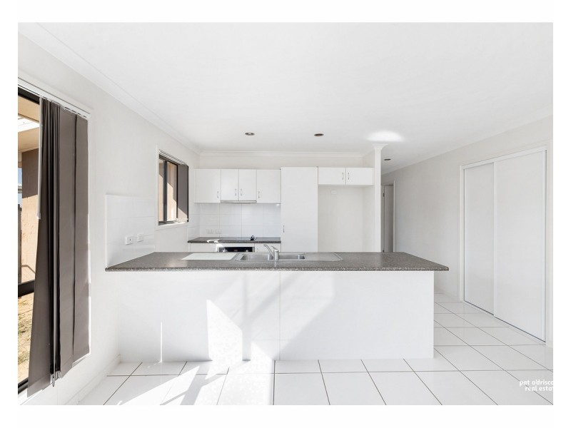 17 Angela Court, Gracemere QLD 4702
