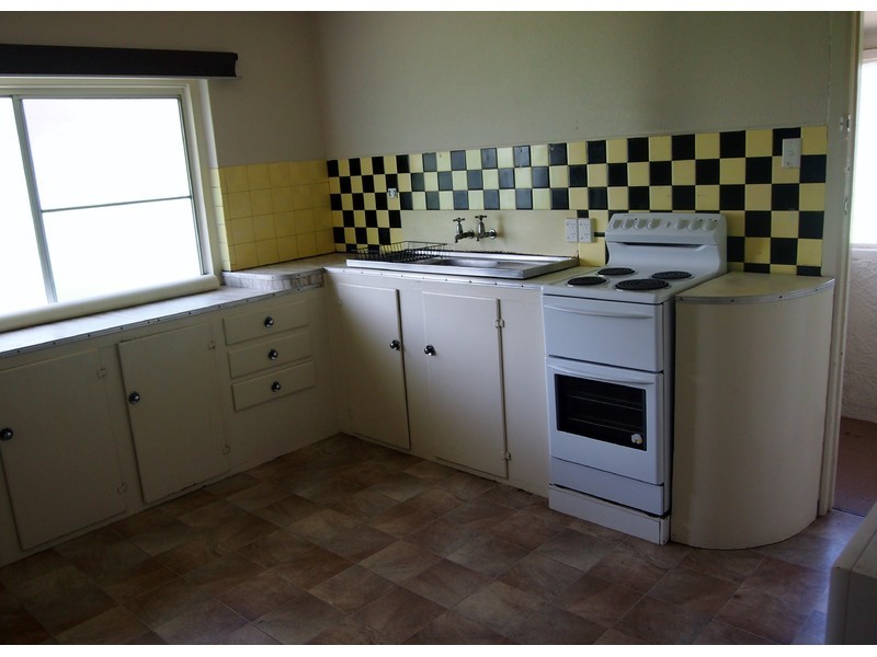 61 Eton Street, West Rockhampton QLD 4700