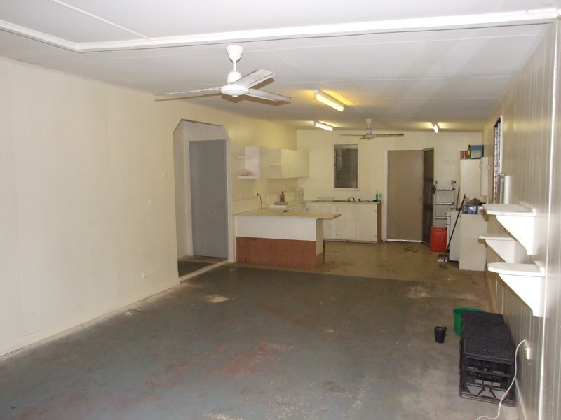 718 Atkinson Road, Canoona QLD 4702