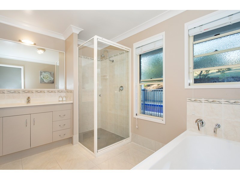 6 Kristie Drive, Rockyview QLD 4701