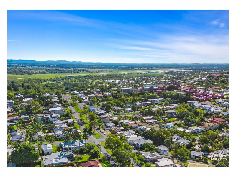 15 Penlington Street, The Range QLD 4700