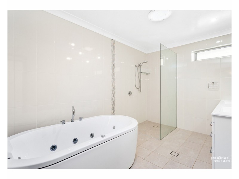 314 McKenzie Road, Alton Downs QLD 4702