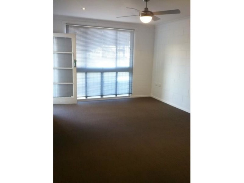 1/214 Campbell Street, Rockhampton City QLD 4700