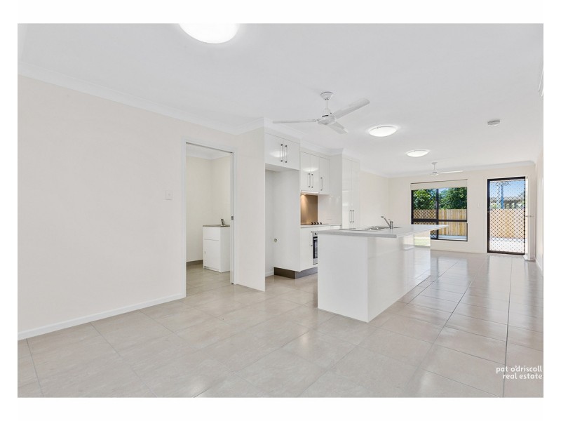 4/4 Glenmore Road, Park Avenue QLD 4701