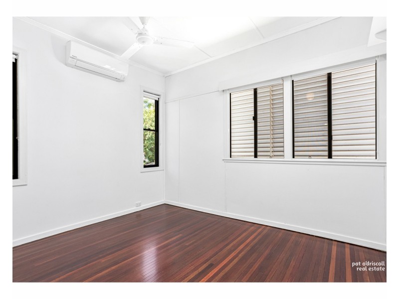 31 Luck Avenue, Wandal QLD 4700