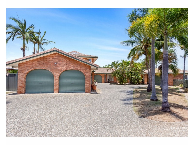 1, 2 & 3/9 Kawana Close, Kawana QLD 4701