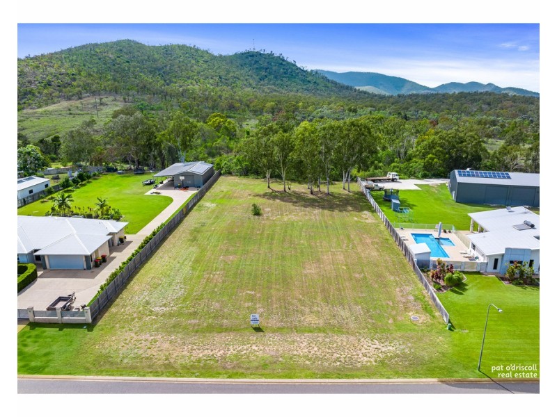 52 Stirling Drive, Rockyview QLD 4701