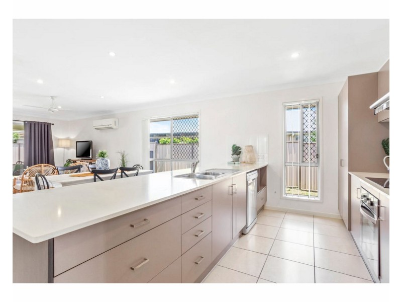 1 Irwin Street, Gracemere QLD 4702