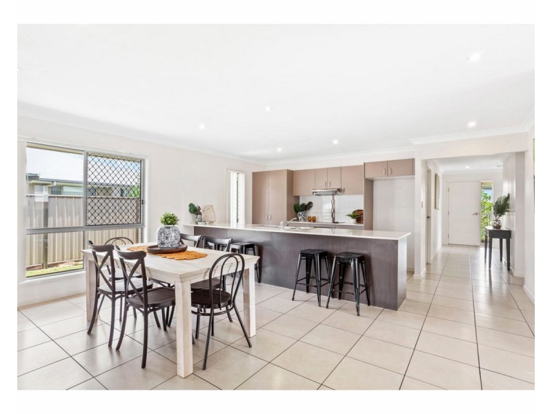 1 Irwin Street, Gracemere QLD 4702