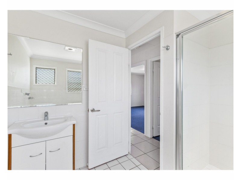 1/8 Corberry Street, The Range QLD 4700