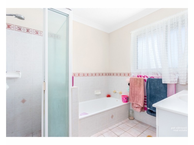 1, 2 & 3/9 Kawana Close, Kawana QLD 4701