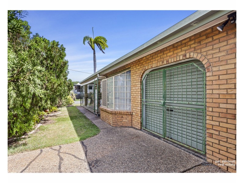 33 Baden Powell, Wandal QLD 4700