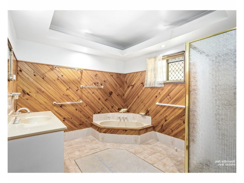 33 Baden Powell, Wandal QLD 4700