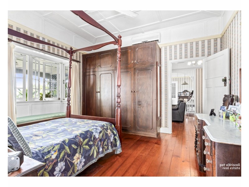 12 Bowen Terrace, The Range QLD 4700