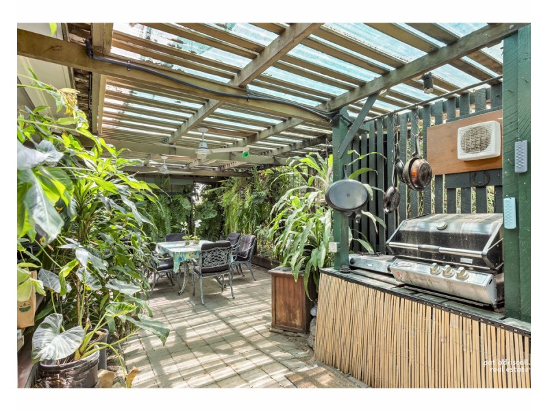 12 Bowen Terrace, The Range QLD 4700