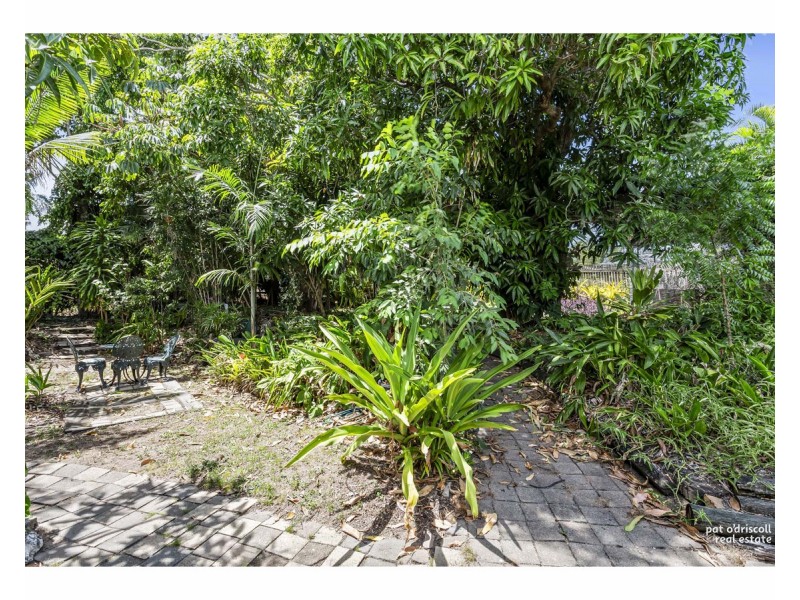 12 Bowen Terrace, The Range QLD 4700