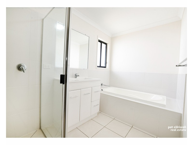 8 Georgia Drive, Parkhurst QLD 4702