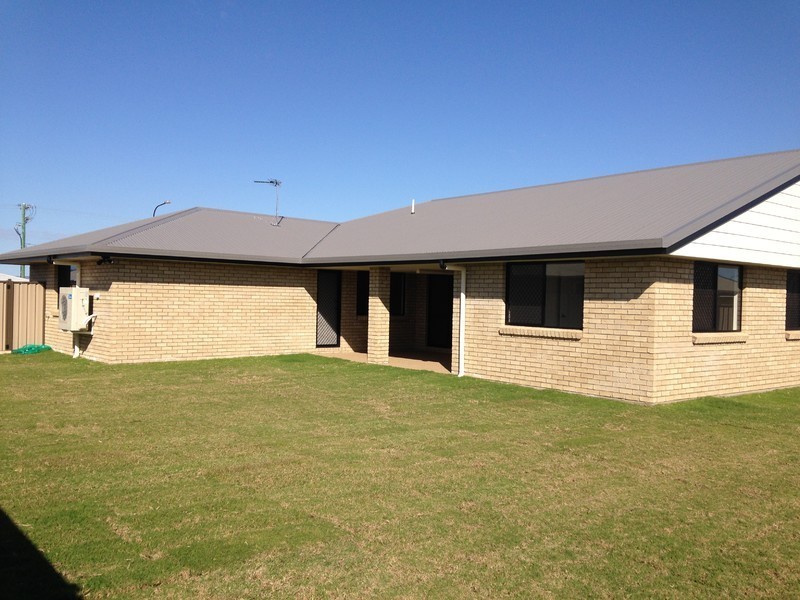 12 Bell Trees Place, Gracemere QLD 4702