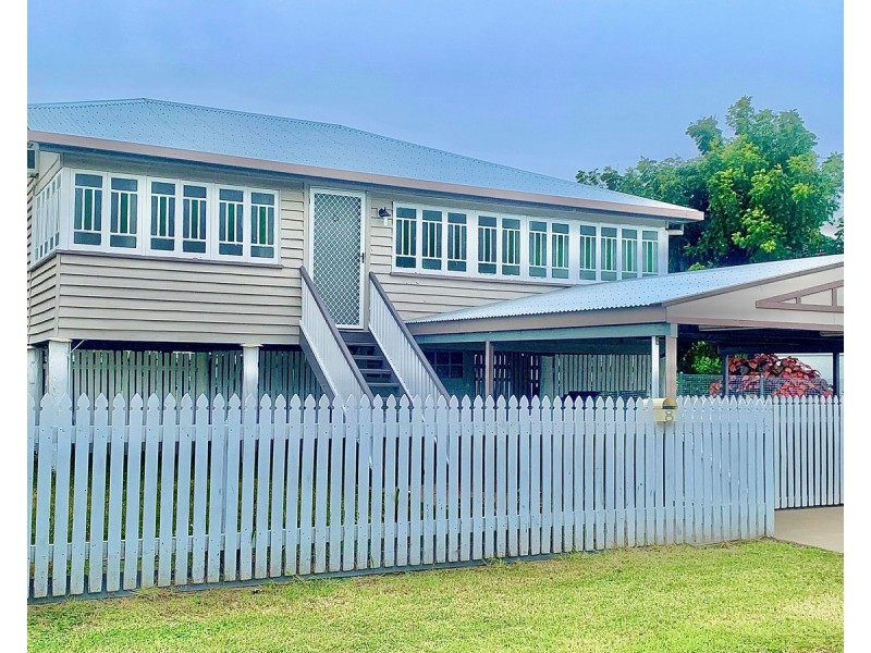 8 Bertram Street, Park Avenue QLD 4701