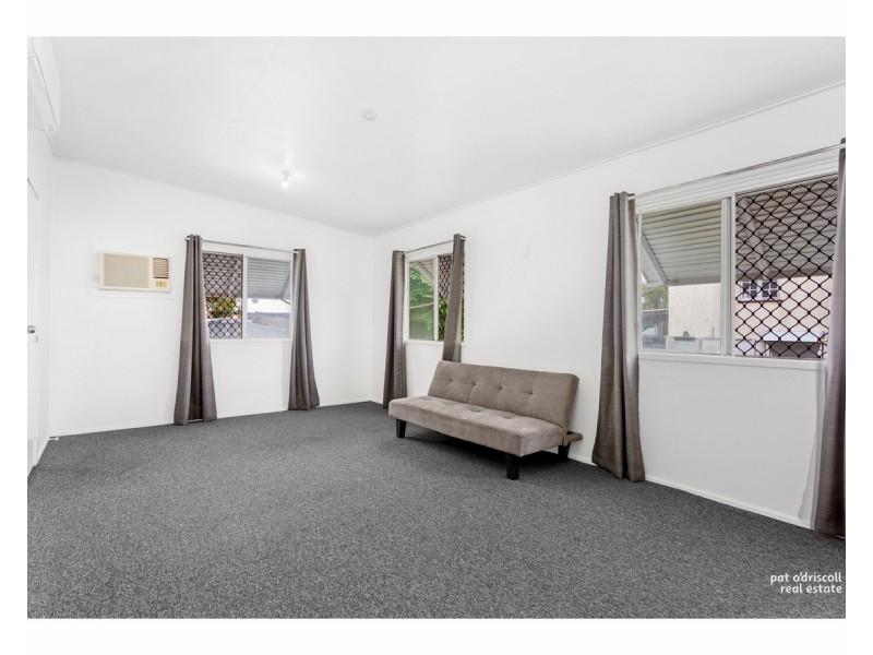 35 Berserker Street, Berserker QLD 4701