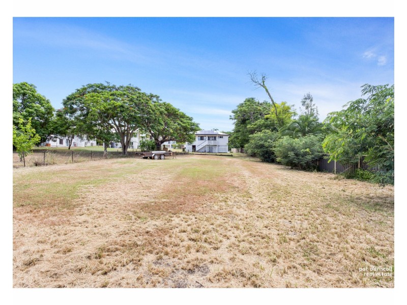 1 Craigilee Street, The Range QLD 4700