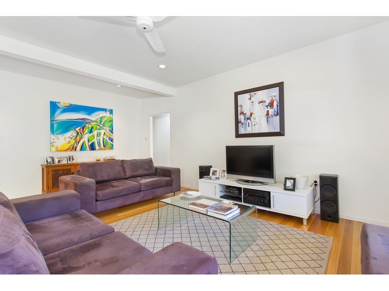 7 Burns Street, Frenchville QLD 4701