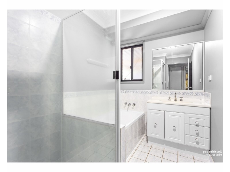 17 Bean Avenue, Parkhurst QLD 4702