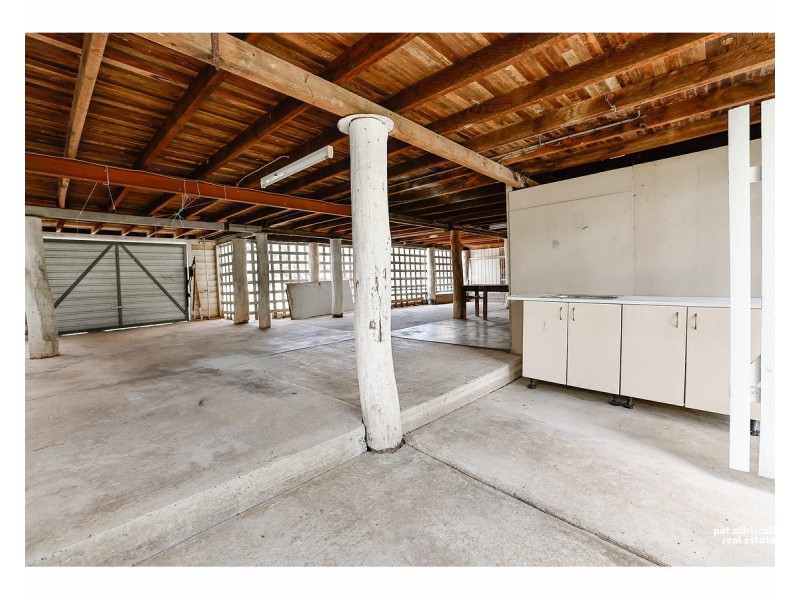 162 Nobbs Street, Berserker QLD 4701