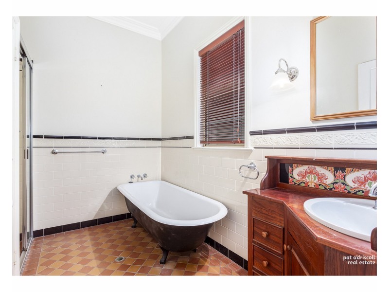 30 James Street, The Range QLD 4700