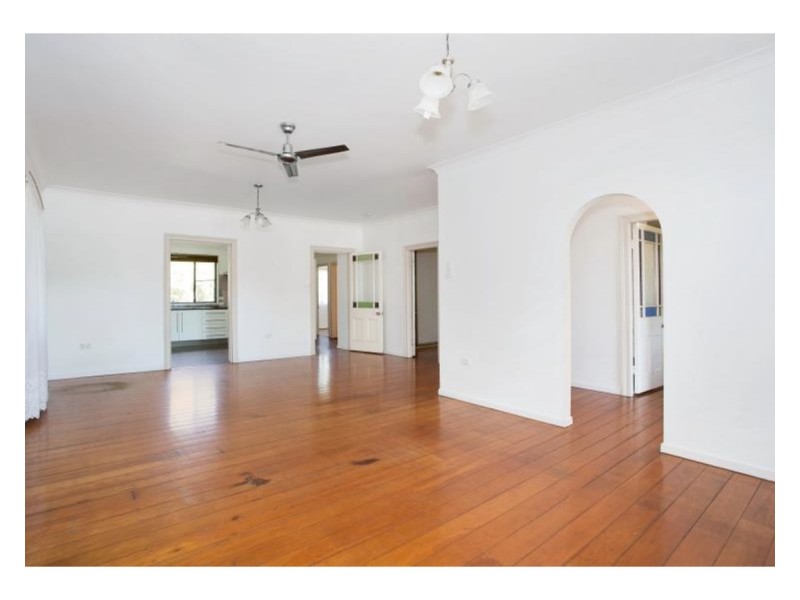 183 Denham Street, The Range QLD 4700