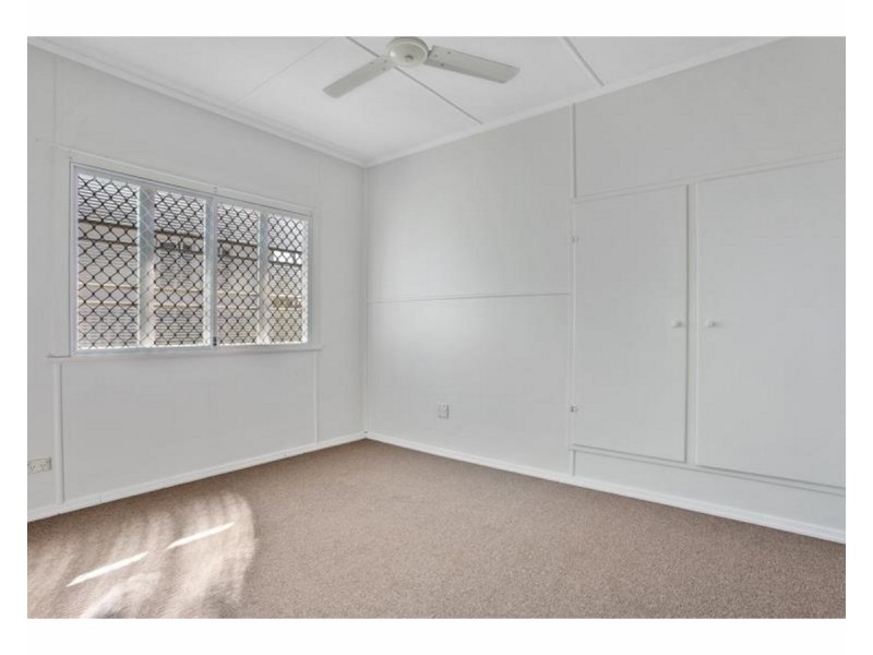 125 Main Street, Park Avenue QLD 4701