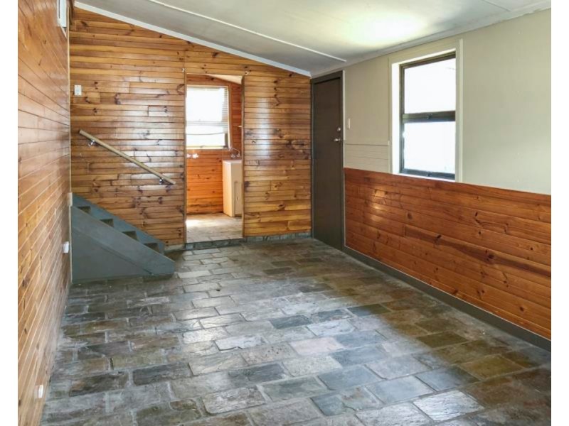 104 Haynes Street, Park Avenue QLD 4701