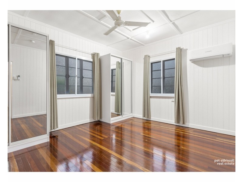 18 Bank Street, Park Avenue QLD 4701