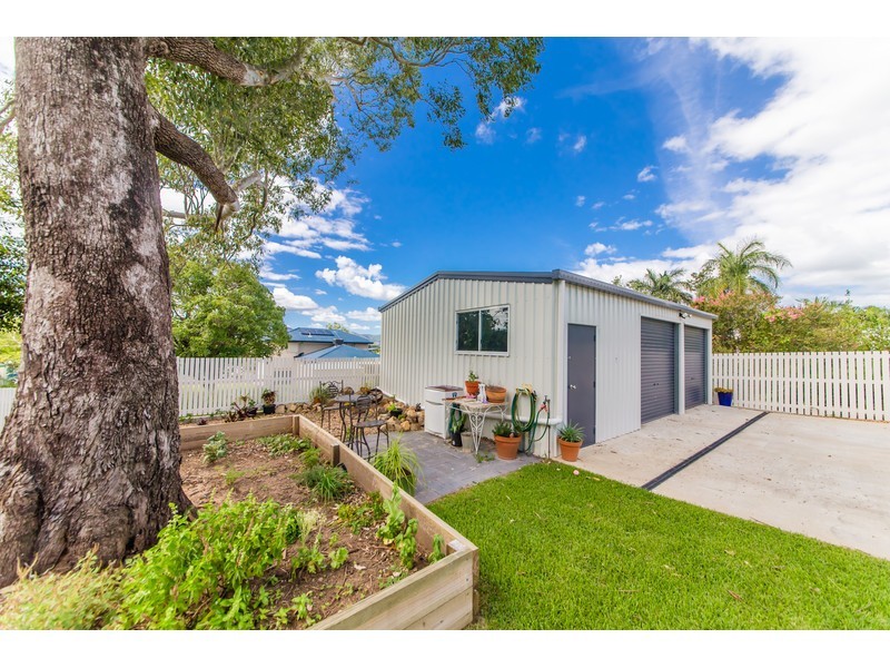 25 Lennox Street, The Range QLD 4700