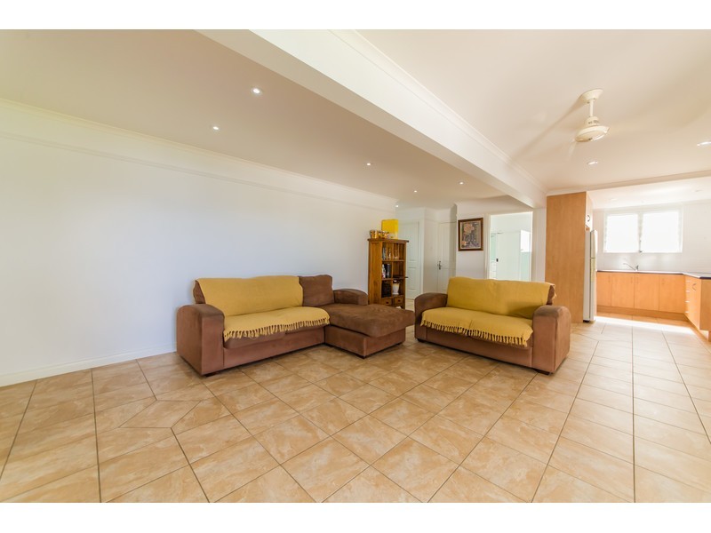 25 Lennox Street, The Range QLD 4700