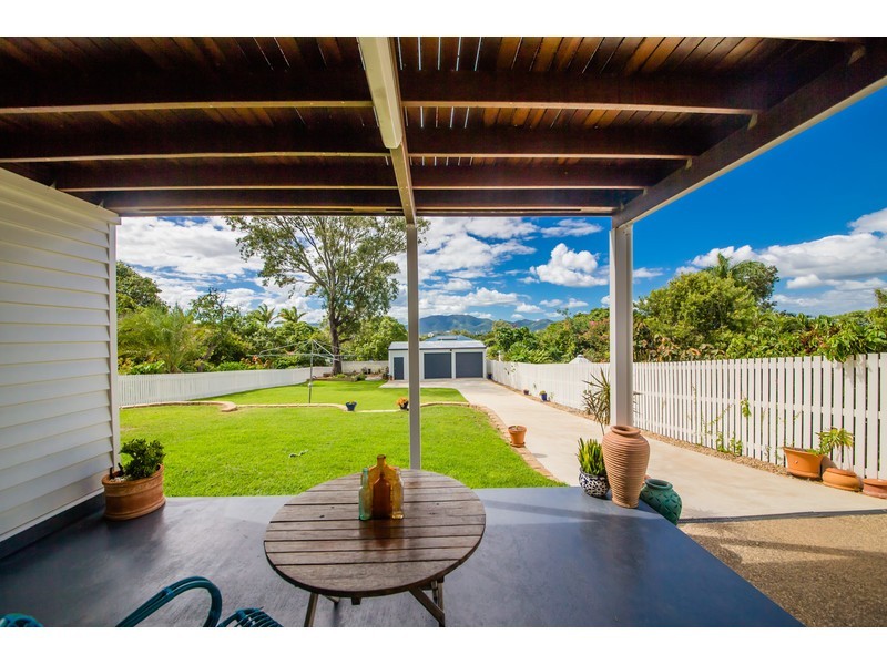 25 Lennox Street, The Range QLD 4700