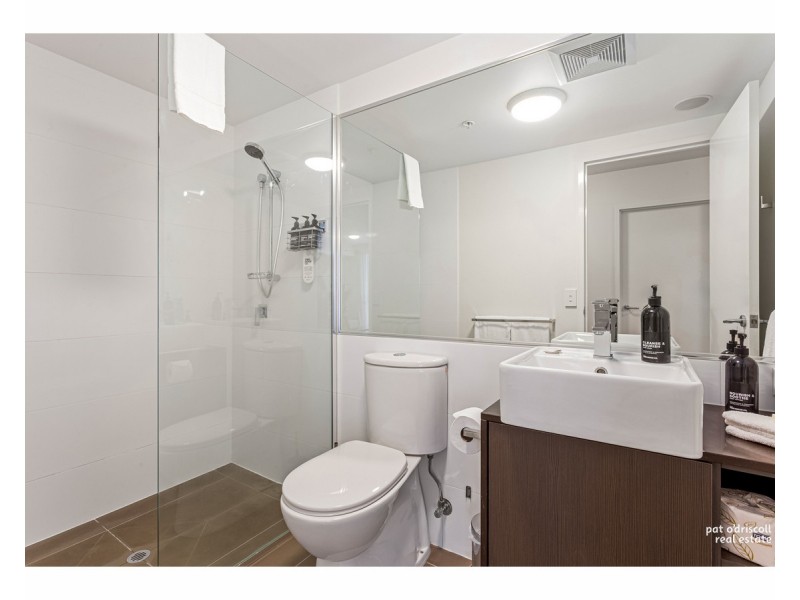 208/5 East Street, The Empire, Rockhampton City QLD 4700