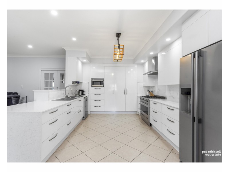 2 Jewell Court, Parkhurst QLD 4702