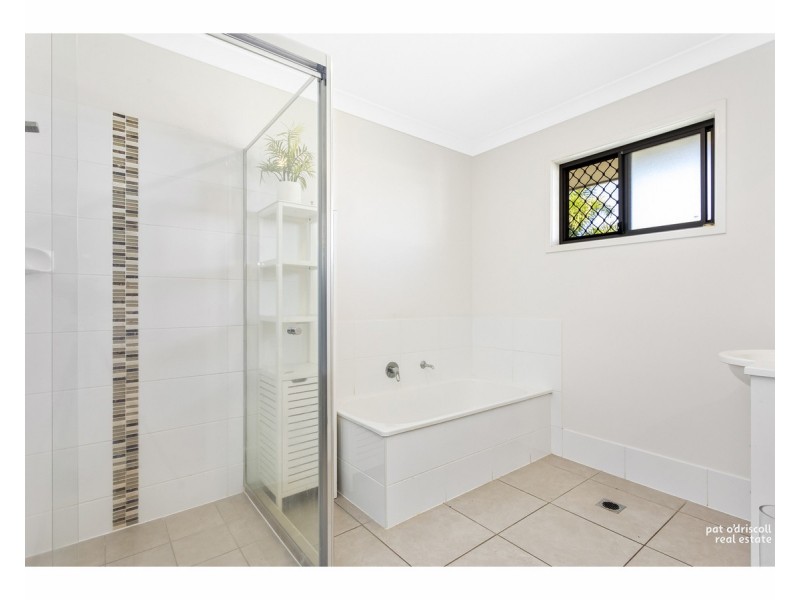 9 Rosebrook Place, Gracemere QLD 4702