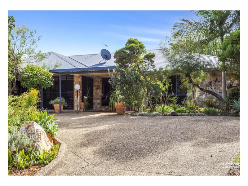 10-12 Goldfinch Drive, Parkhurst QLD 4702